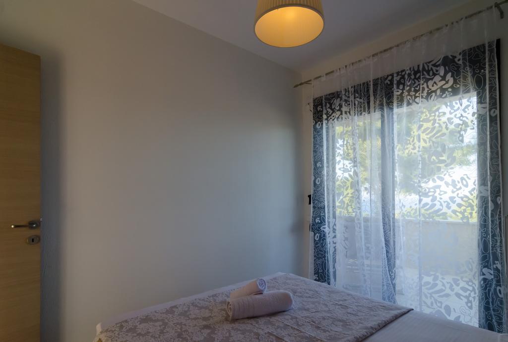 White Rose Villa 克里皮吉 外观 照片